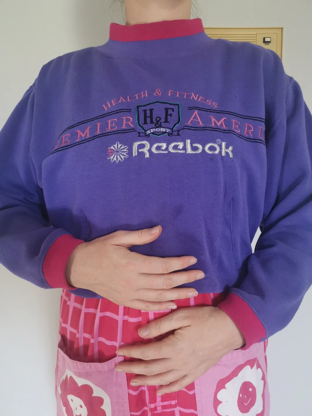 Reebok Vintage Pullover - Size 12 thumbnail