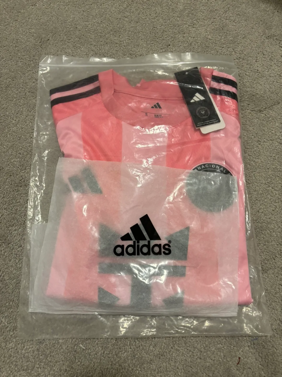 BNWT S Inter Miami 2025 Jersey image indicator(5)