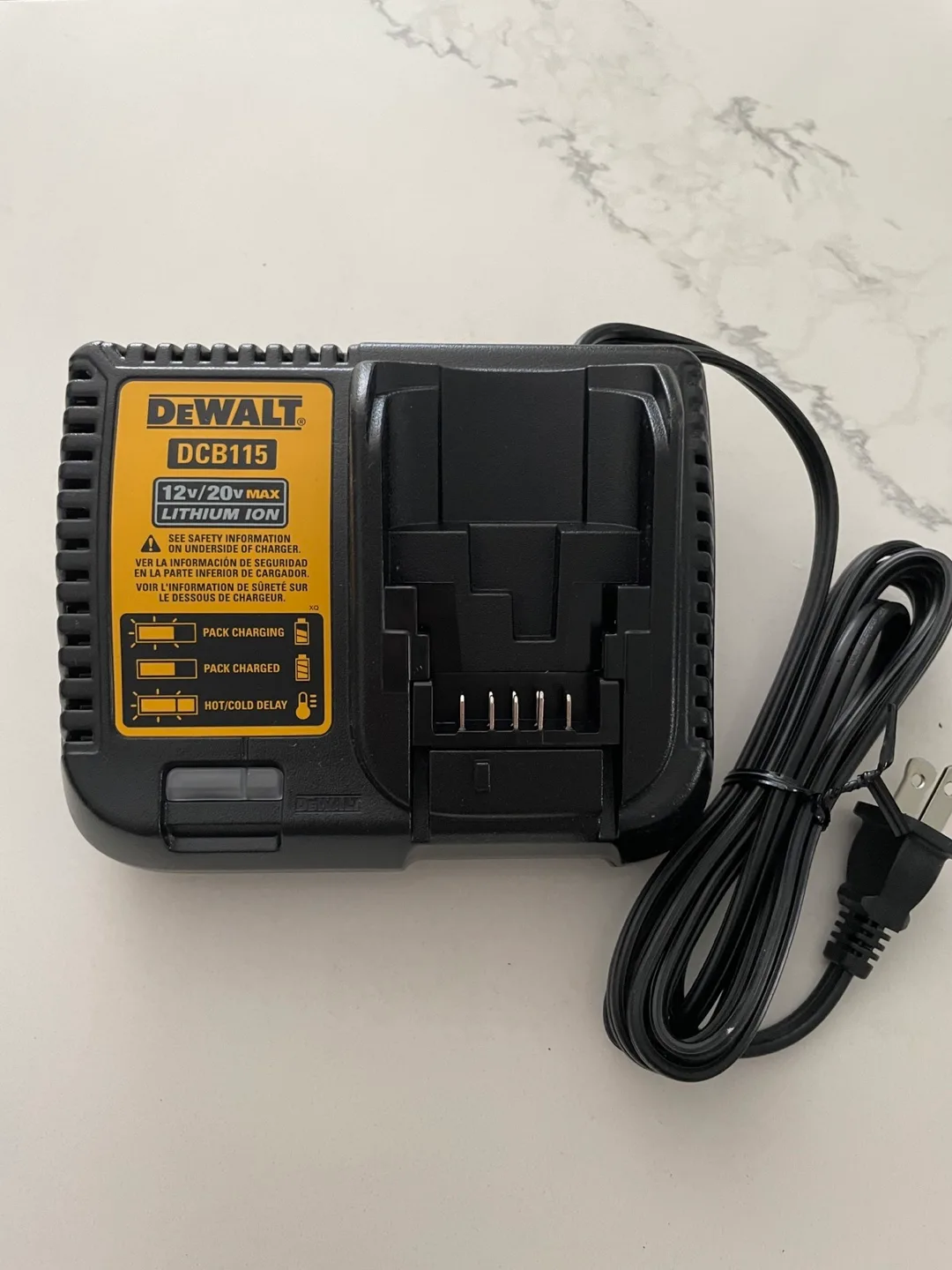New DeWalt DCB115 Charger 🧡 thumbnail