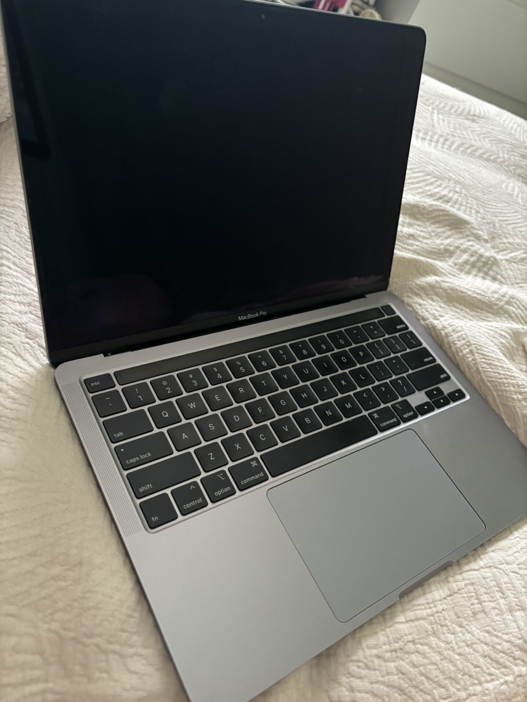2020 MacBook Pro - photo 2