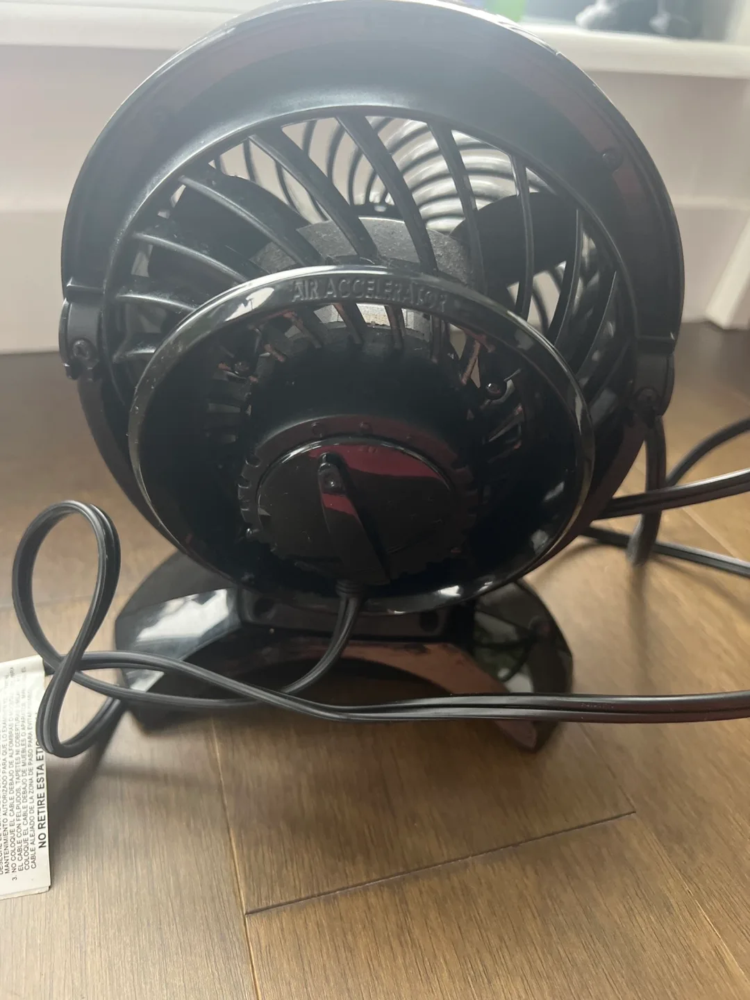 Vornado Air Accelerator Table Fan image indicator(2)