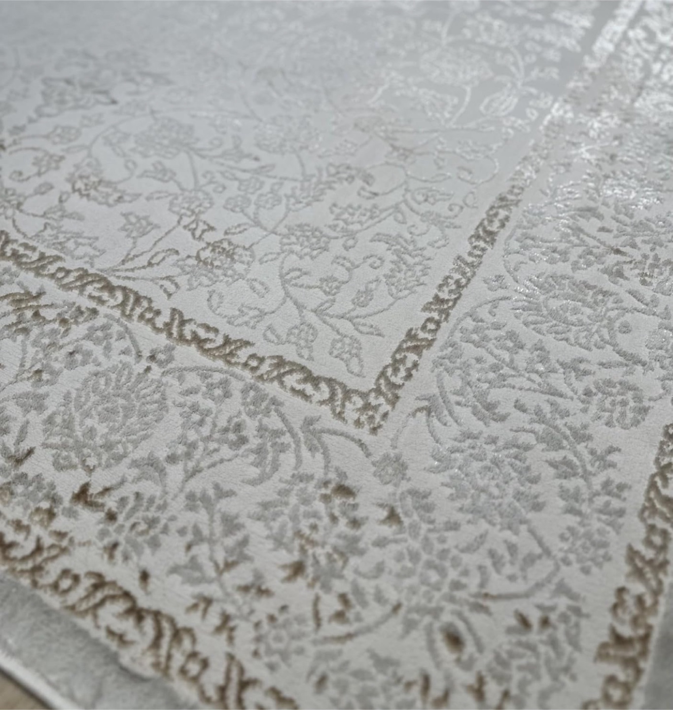 LaDole Rugs 8x10 Area Rug - photo 4