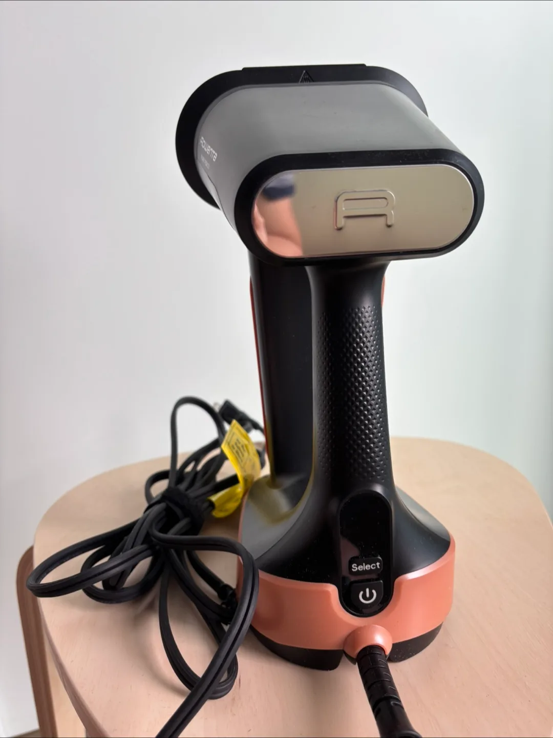 Rowenta Pure Force 3in1 Handheld Steamer & Iron image indicator(4)