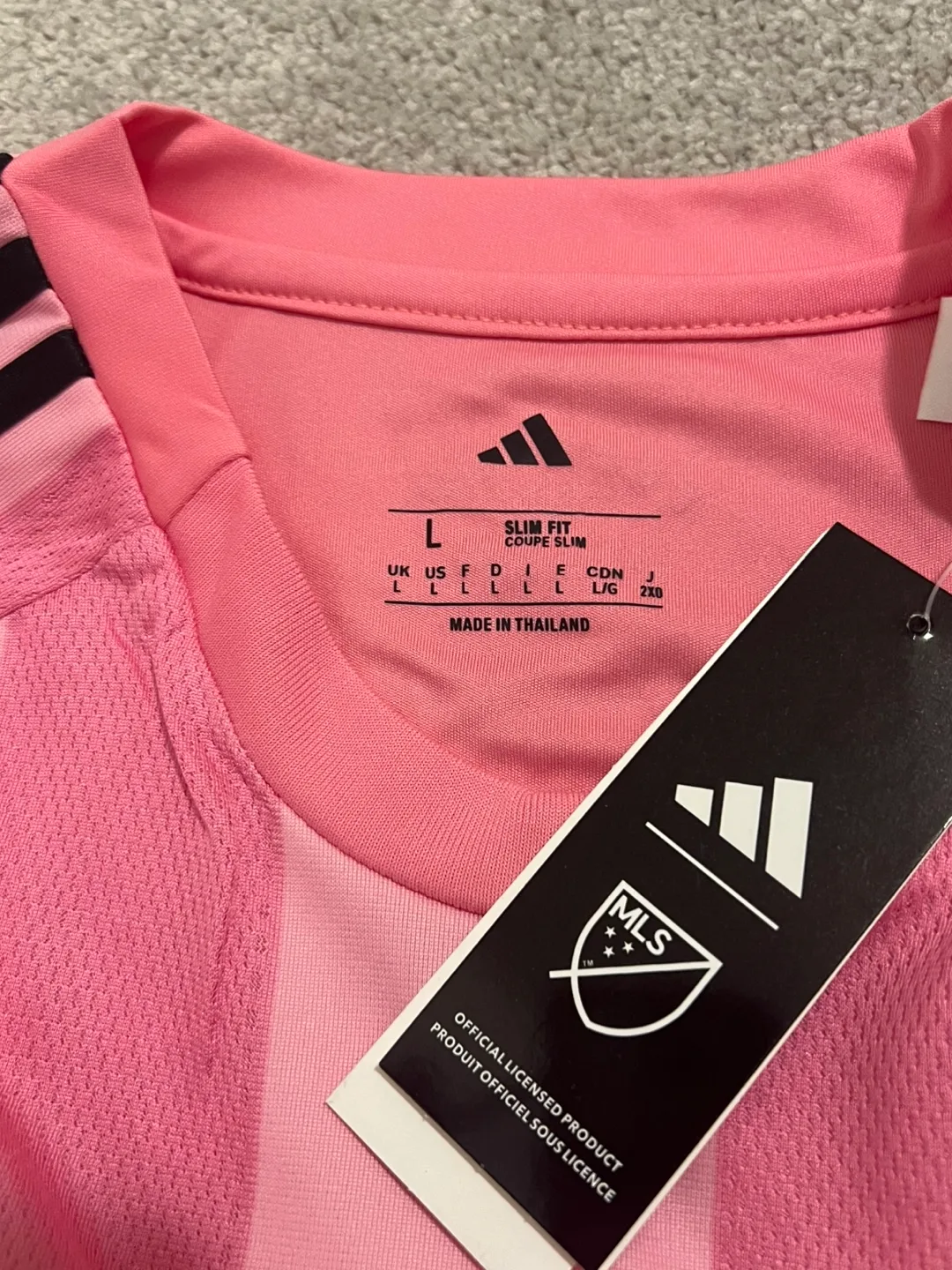 BNWT Messi Inter L Miami 2025 Jersey image indicator(4)