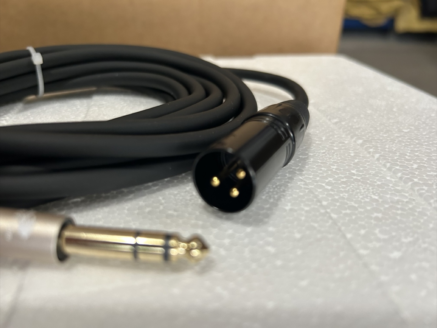 XLR to 1/4" TRS Cable - 15 ft - photo 3