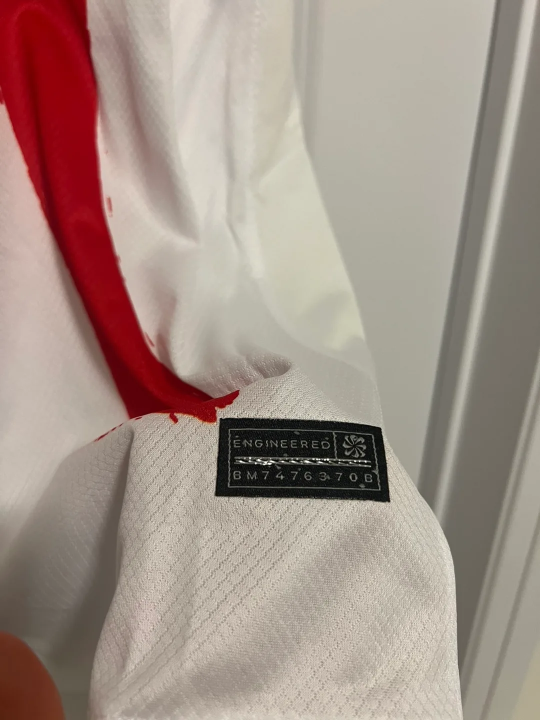 BNWT PSG L Away 24/25 Jersey image indicator(4)