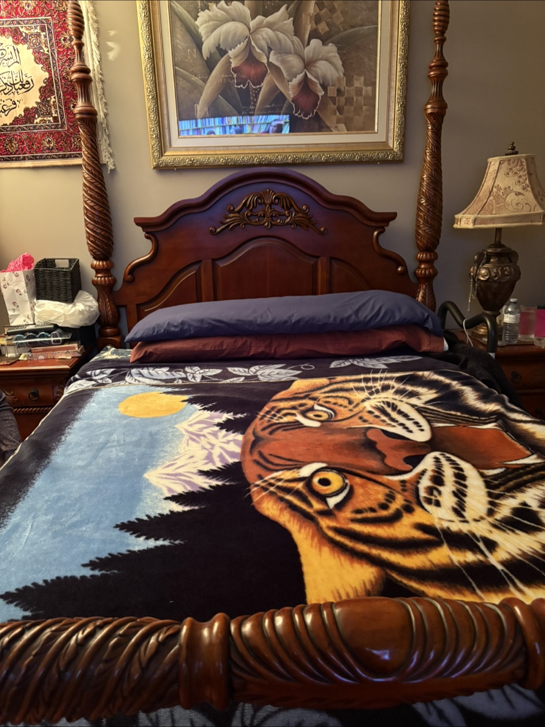 Queen size solid Wooden Bedroom Set - photo 2