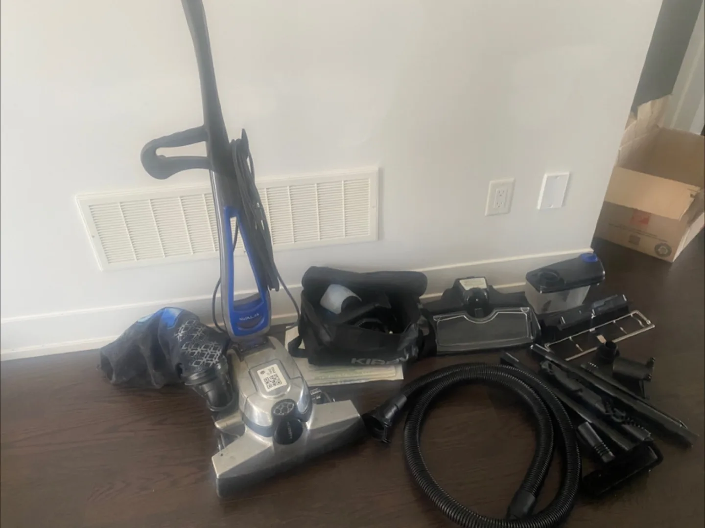 Kirby Vacuum Cleaner with Attachments image indicator(2)