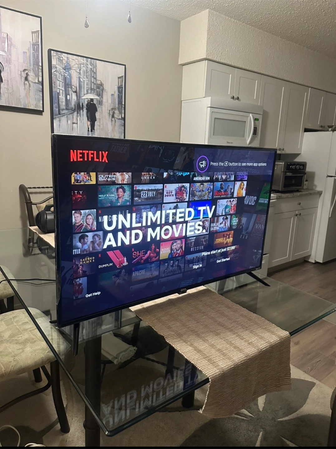 43-inch Roku Smart TV in excellent, like-new condition. - photo 2