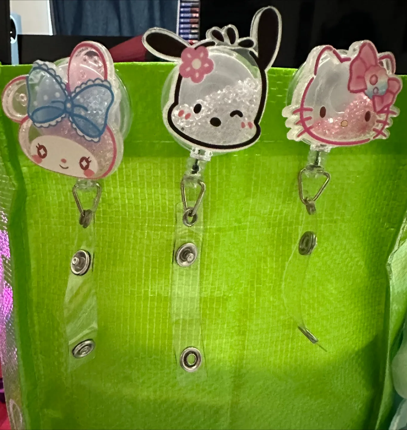 🧡Sanrio Badge - Hello Kitty, and Pochacco 🧡 thumbnail