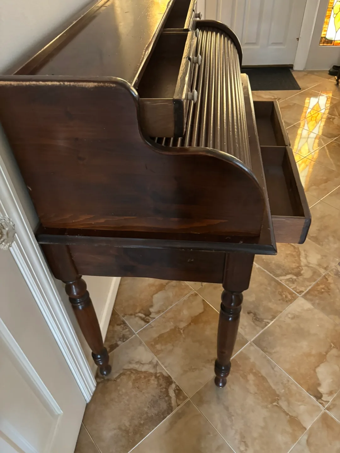 Roll Down Wood Desk image indicator(3)