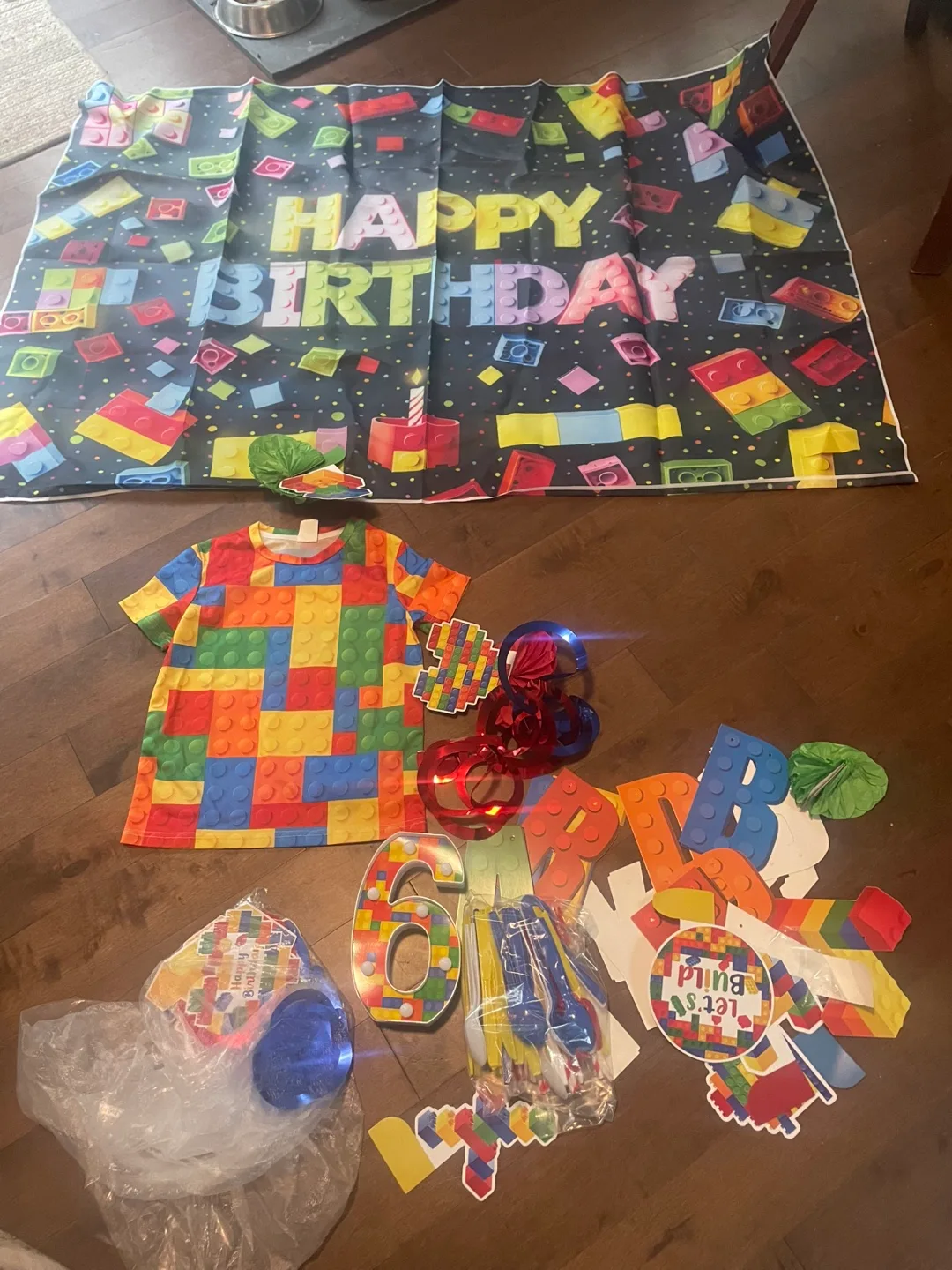 Lego Birthday Party Decorations thumbnail