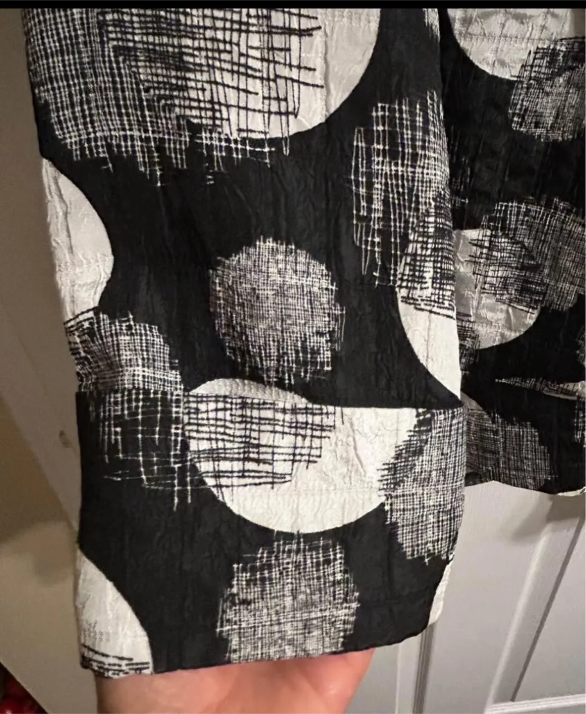 Joseph Ribkoff Black & White Jacket - Size 14 image indicator(4)