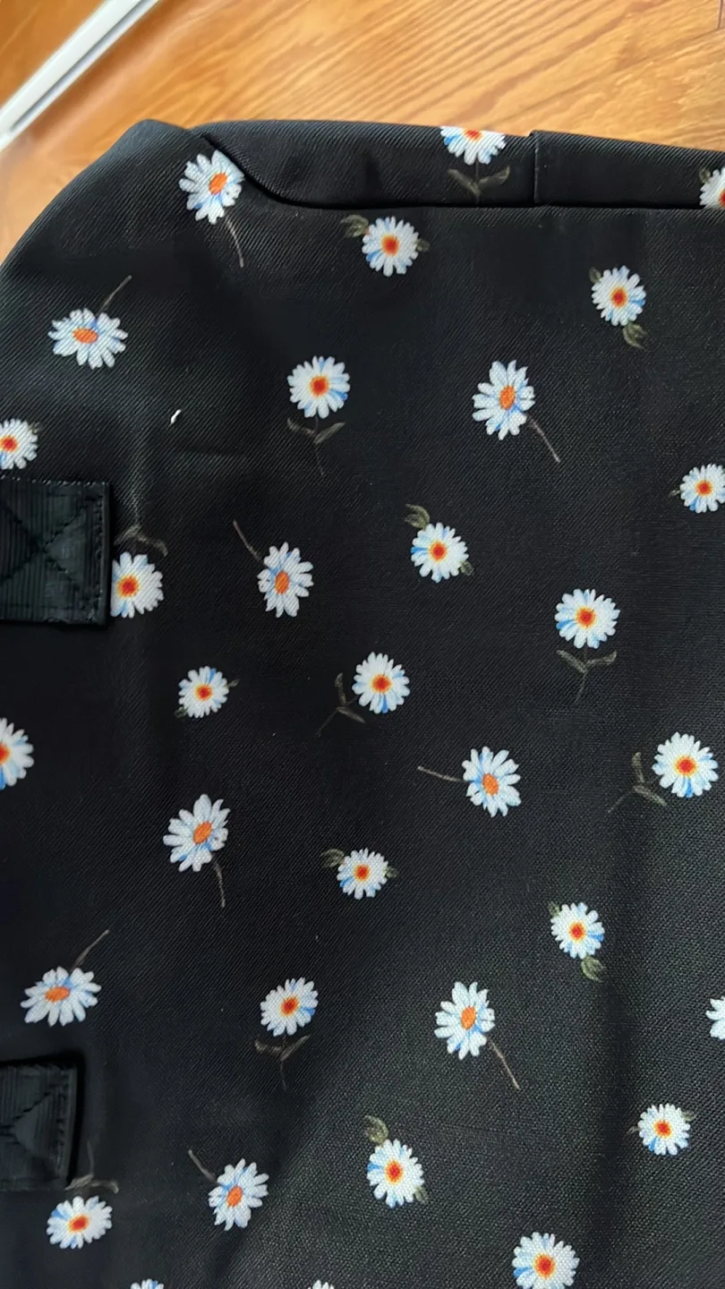 Alice & Olivia Black Daisy Travel Bag - NWT image indicator(4)