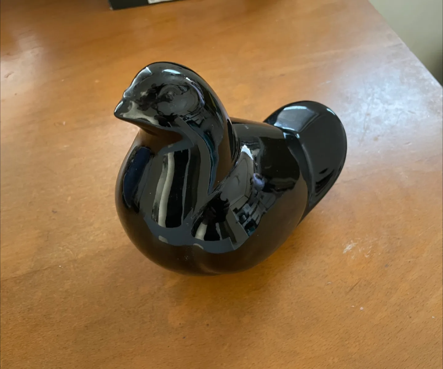 Black Glass Hen Figurine 🧡 thumbnail