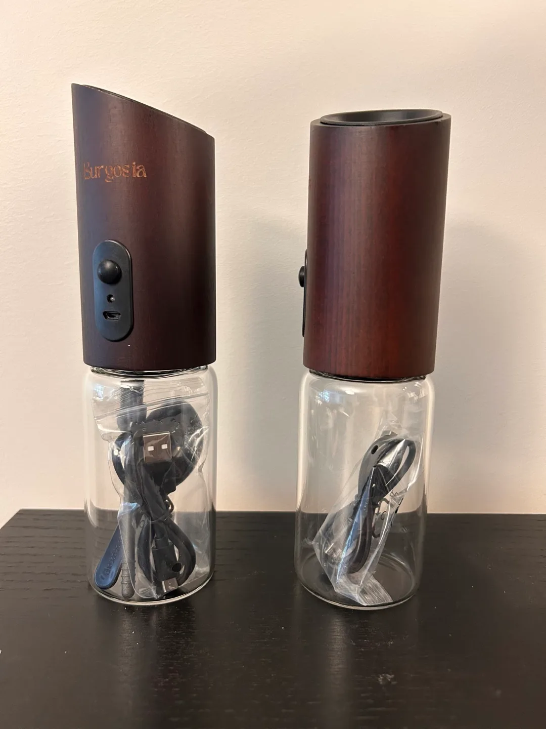 Burgosia Electric Gravity Salt & Pepper Mill Set - New image indicator(2)