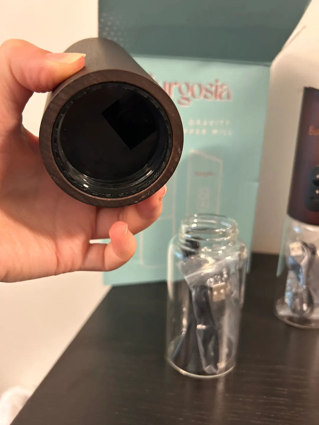 Burgosia Electric Gravity Salt & Pepper Mill Set - New image indicator(4)