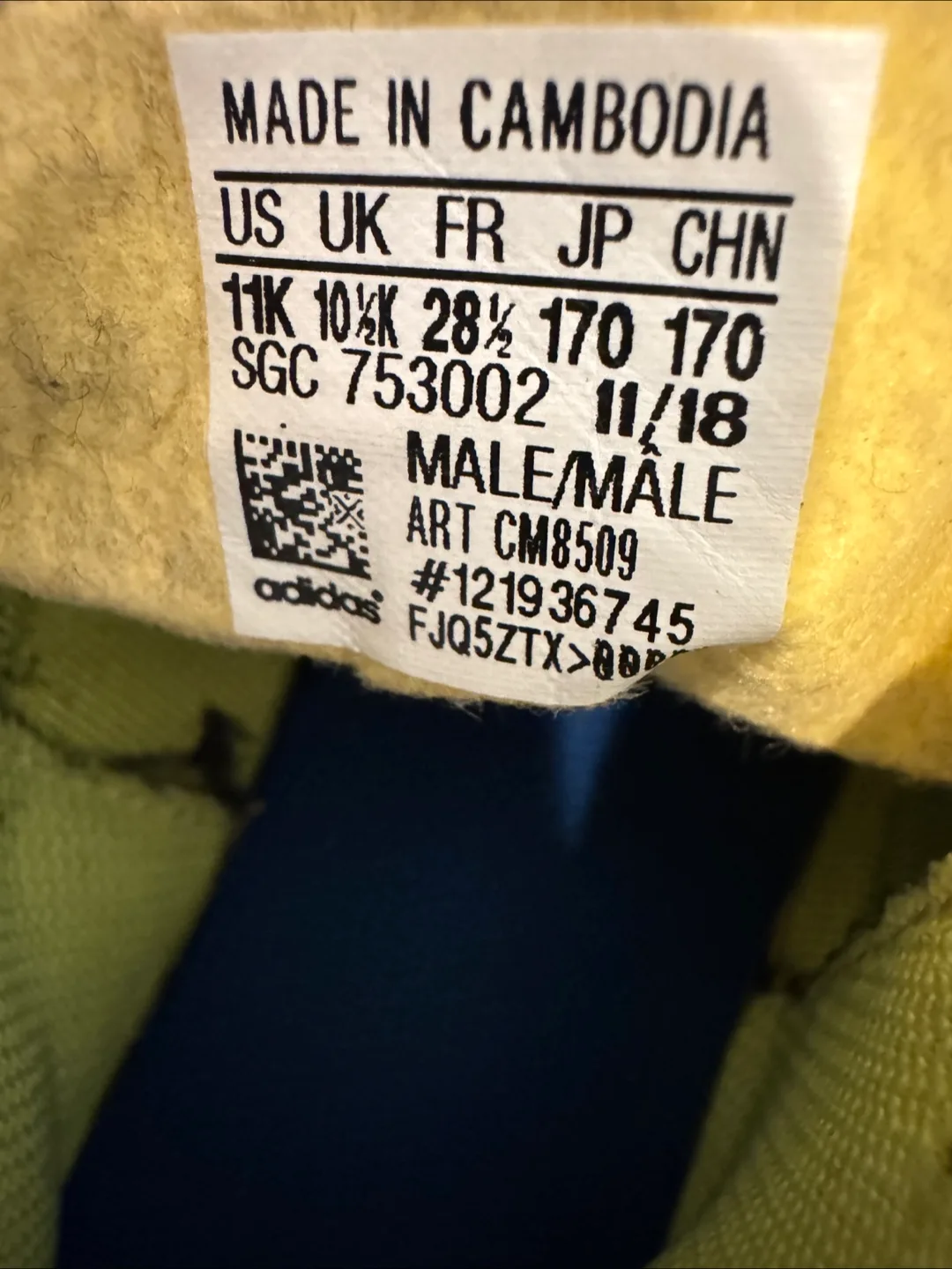 Adidas size 11 kids soccer cleats image indicator(2)