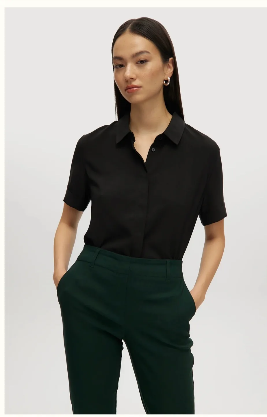 Hilary Radley Green Dress Pants - Size 6 image indicator(3)