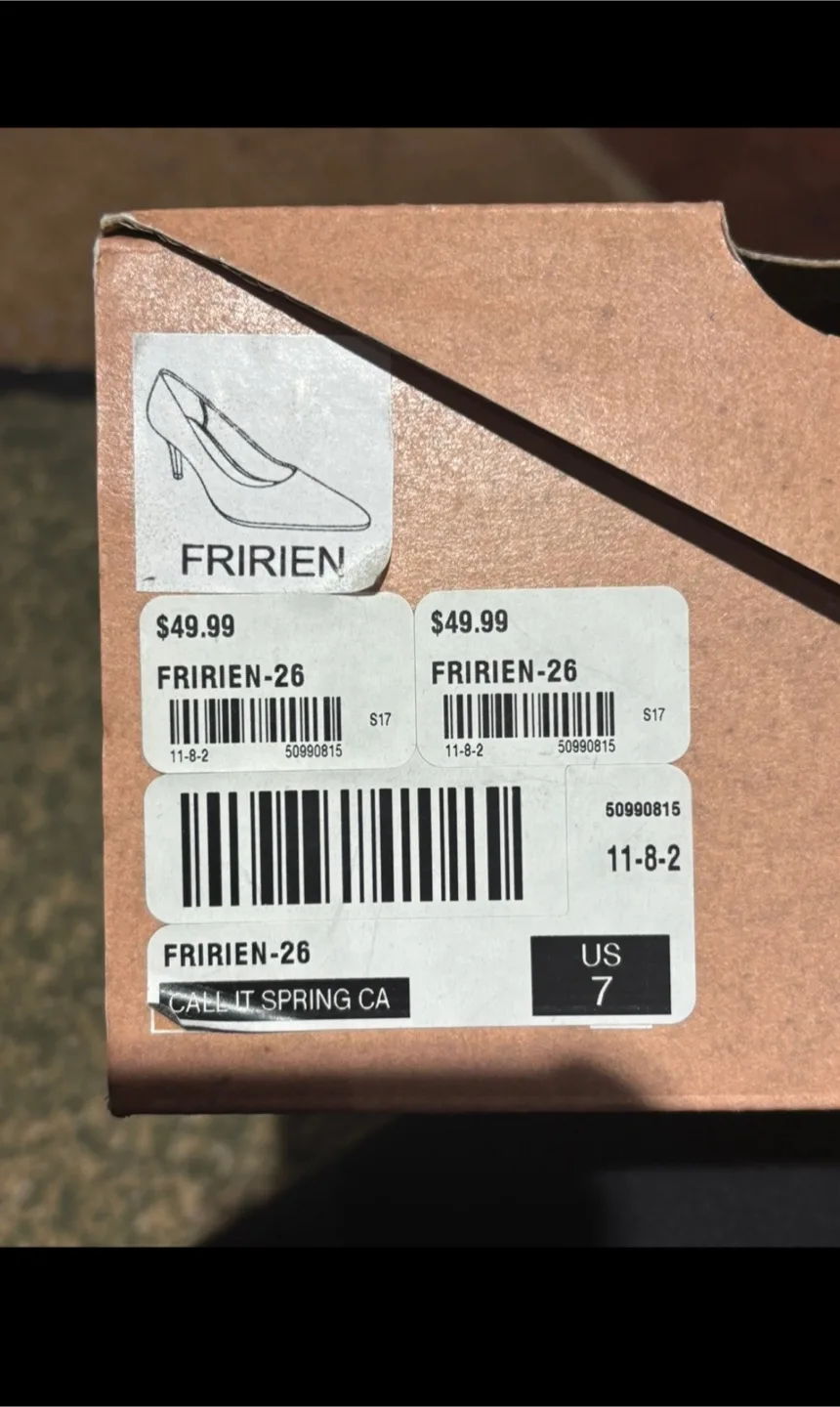 Call It Spring Frien-26 Black Heels US 7 image indicator(2)