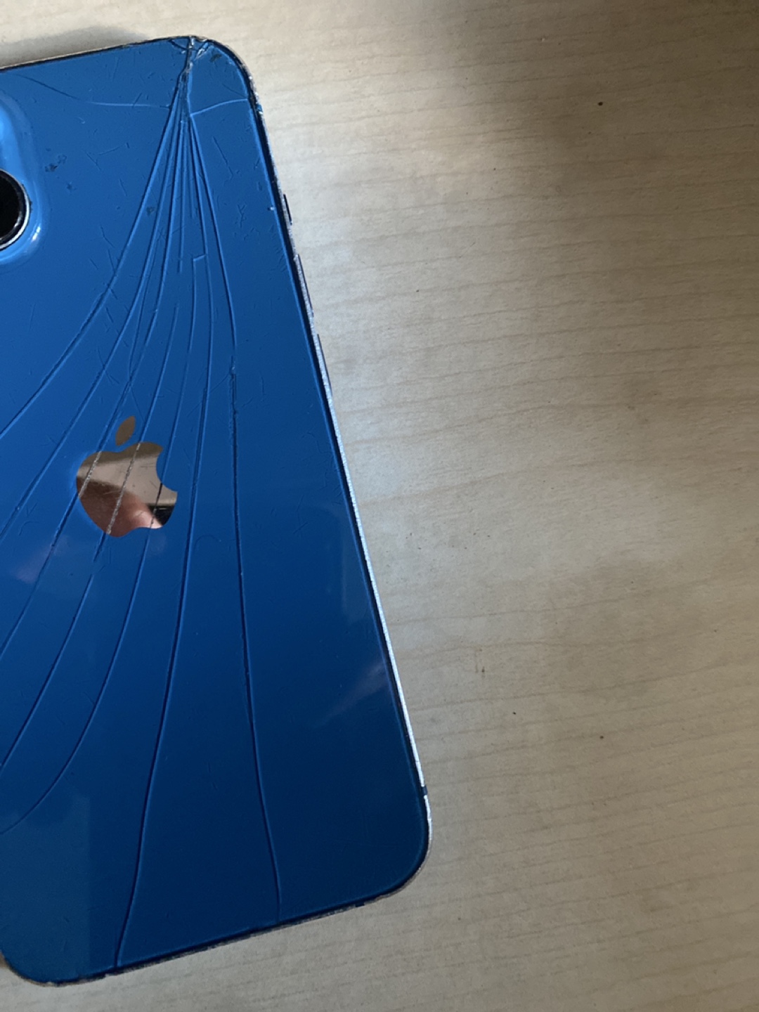 Blue iPhone 13 - photo 2