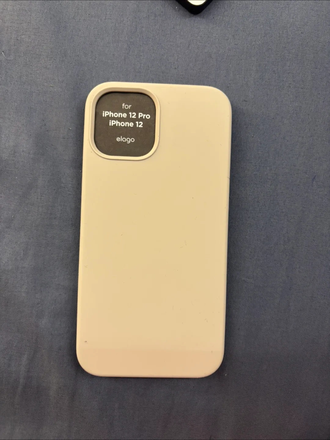 New elago Liquid Silicone Case for iPhone 12/12 Pro - Stone image indicator(3)