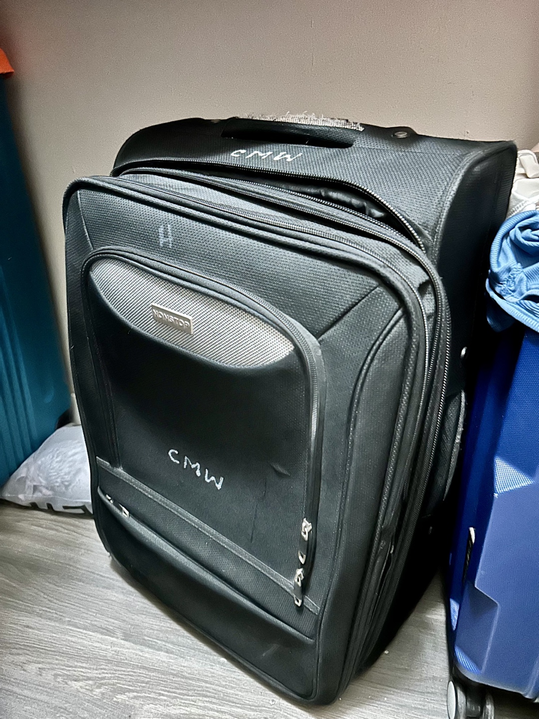 Nonstop Black Luggage