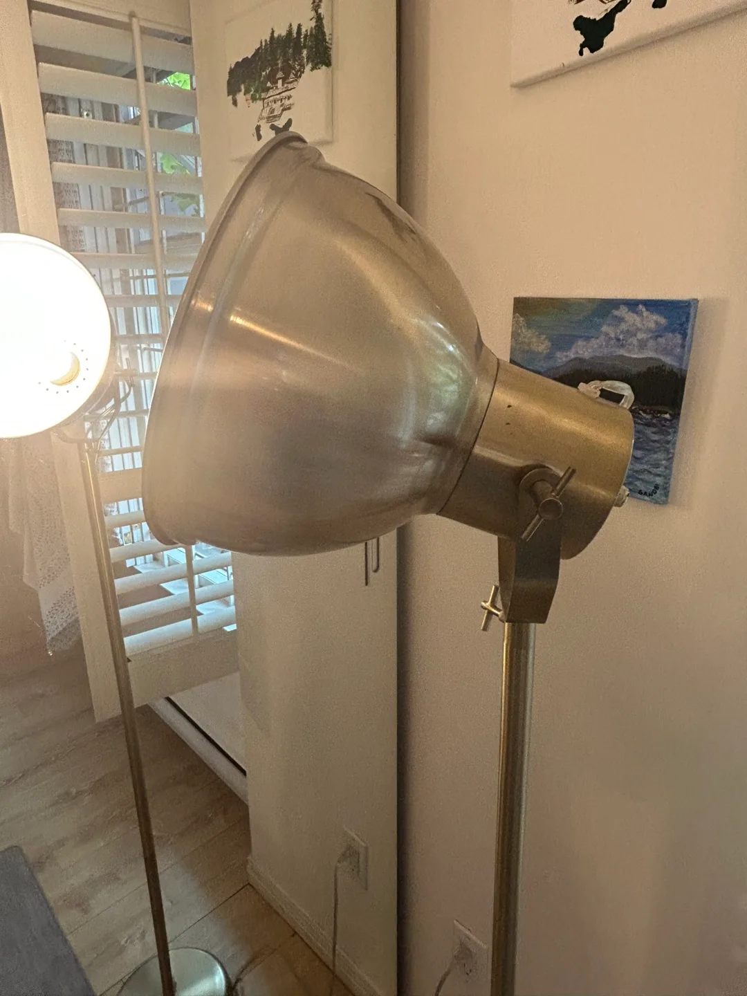 Silver Metal Floor Lamp thumbnail