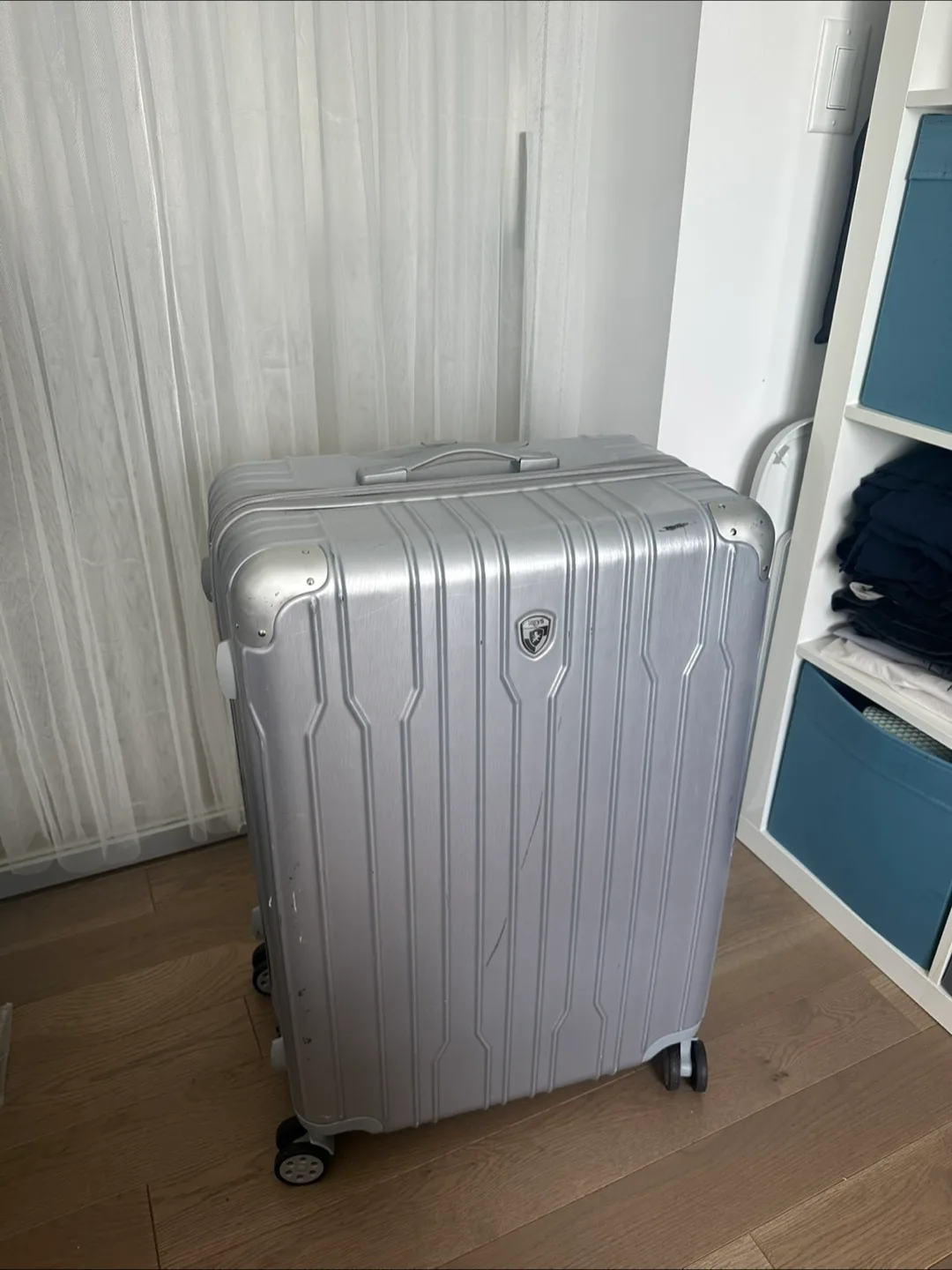 HEYS Extralite 71cm Expandable Suitcase thumbnail