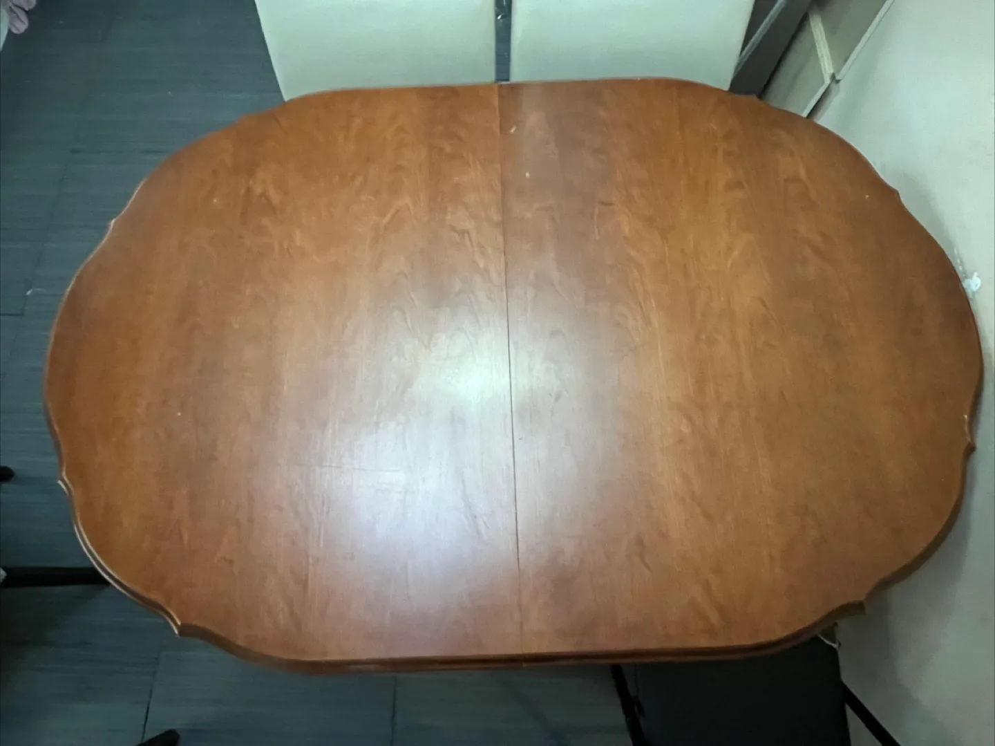 Wooden Dining Table image indicator(4)