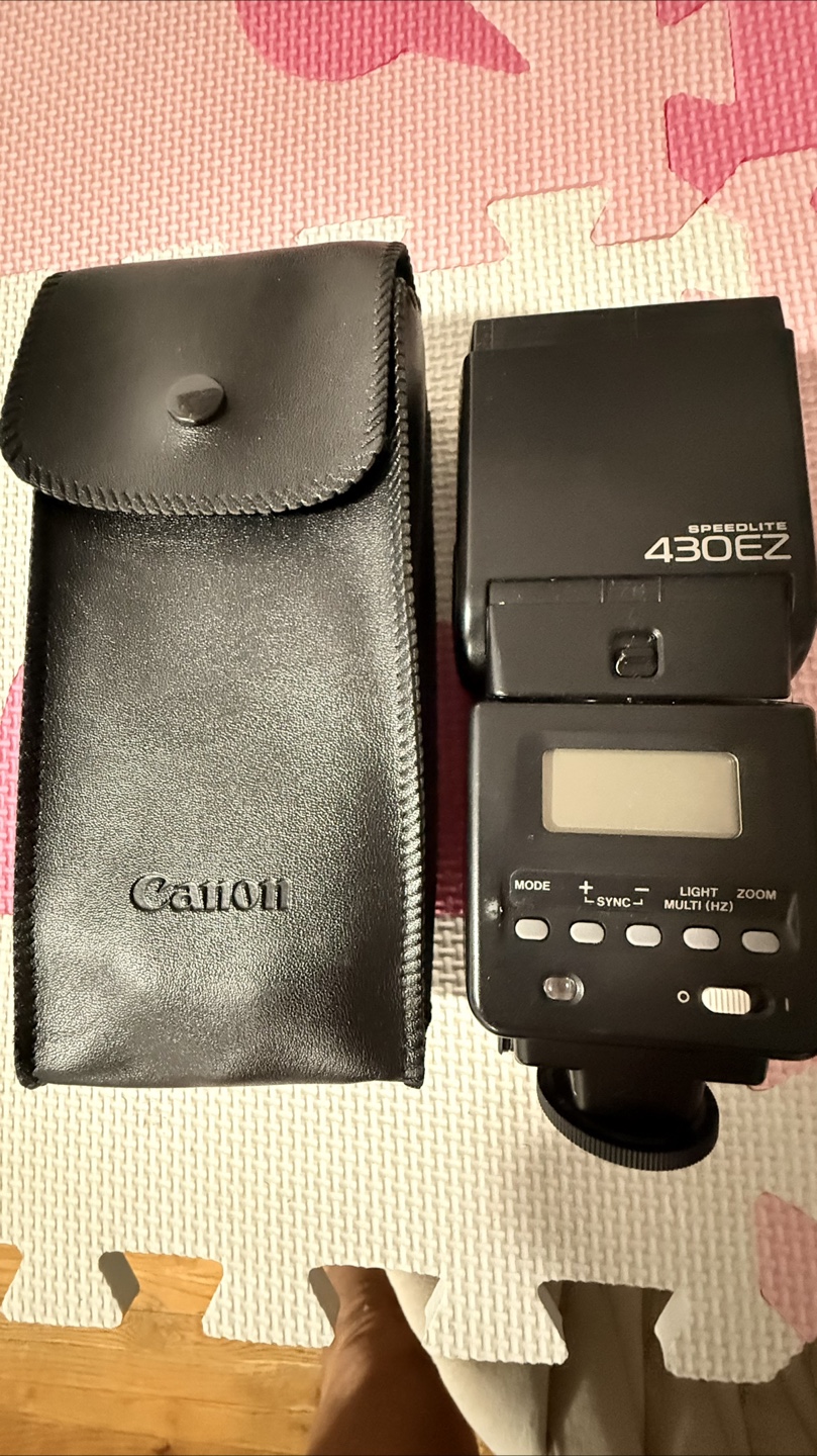 Canon Speedlite 430EZ Flash w/ Case - photo 2