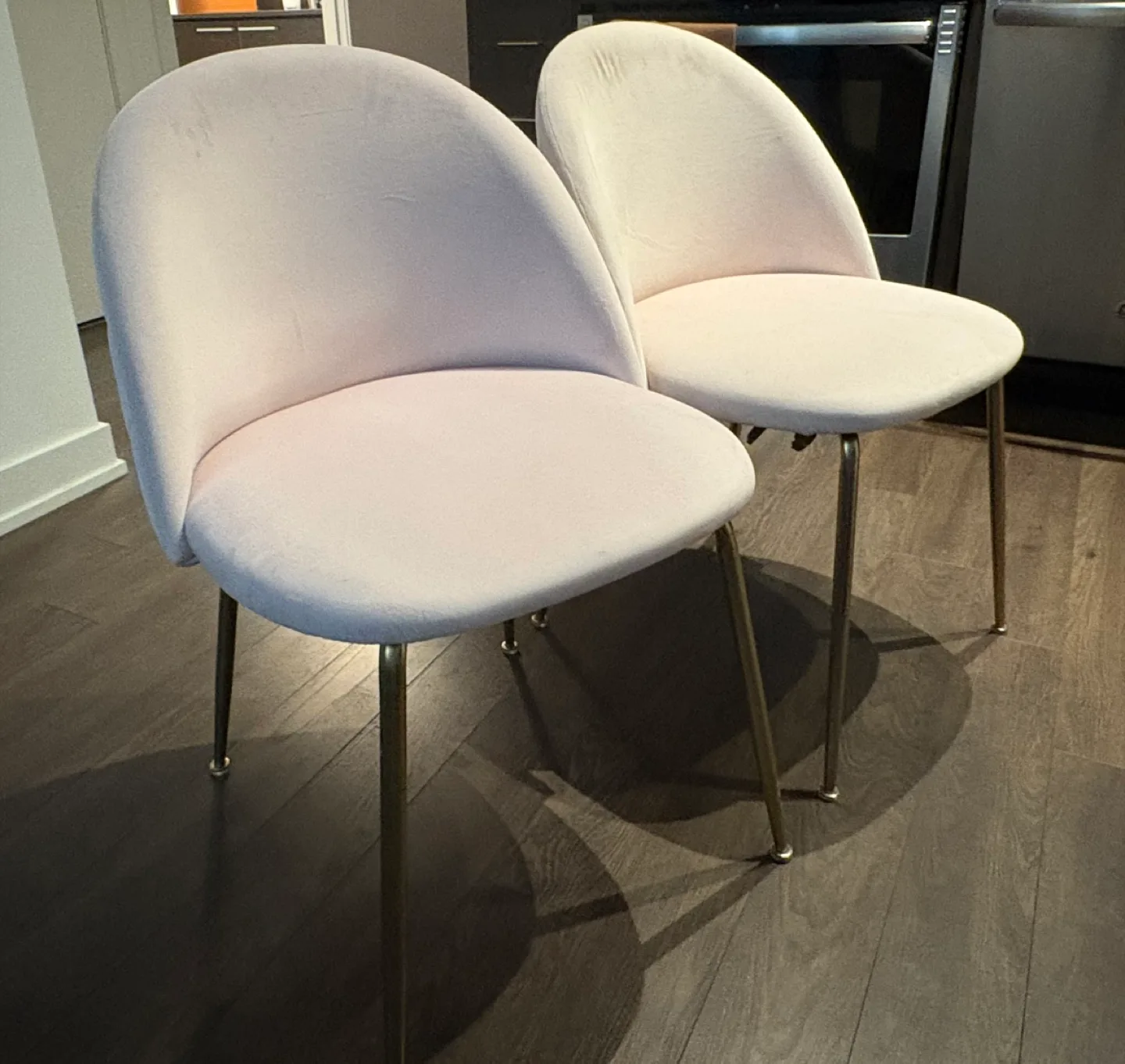 Set of 2 Pink Dining Chairs thumbnail
