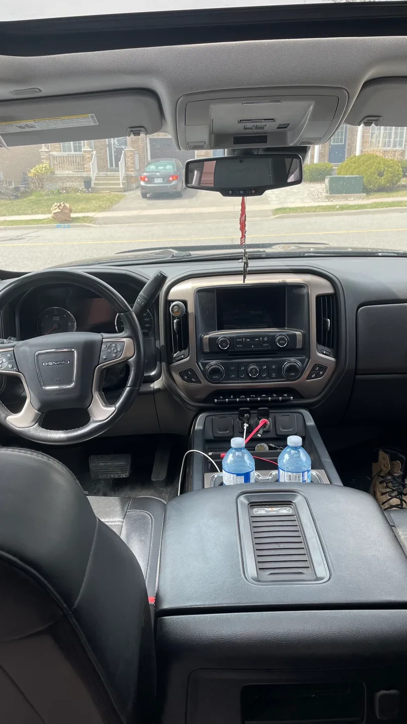 GMC Sierra Denali Truck image indicator(4)