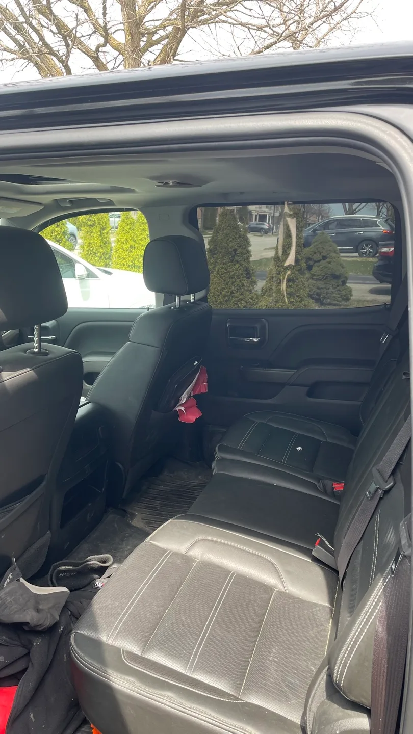 GMC Sierra Denali Truck image indicator(10)