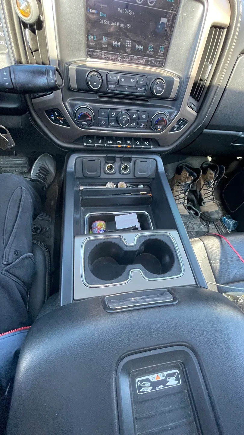 GMC Sierra Denali Truck image indicator(8)