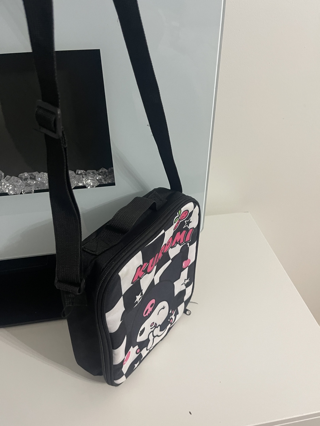 Large Kuromi lunch bag with shoulder strap - photo 5