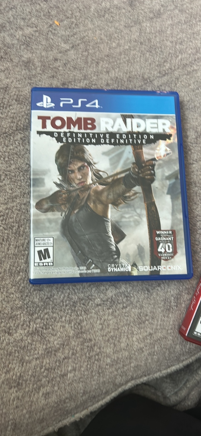 Tomb Raider Definitive Edition PS4