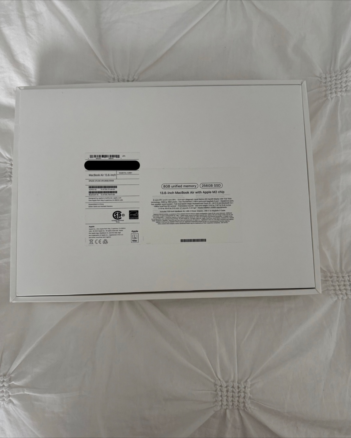 MacBook Air 13.6-inch M2 Chip - Like New! - photo 4