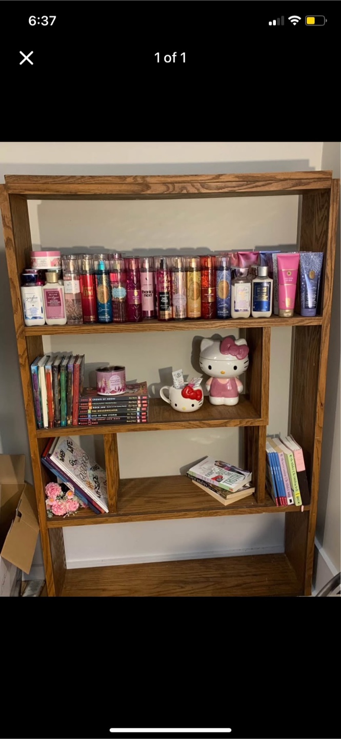 Wooden Bookshelf