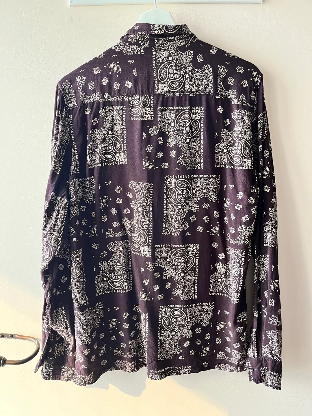Primark Large Slim Fit Men’s Shirt image indicator(4)