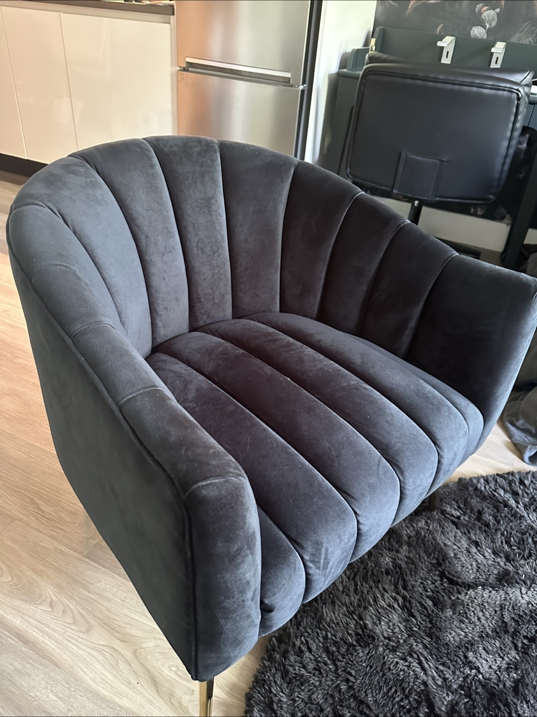 Black velvet arm chair - photo 2