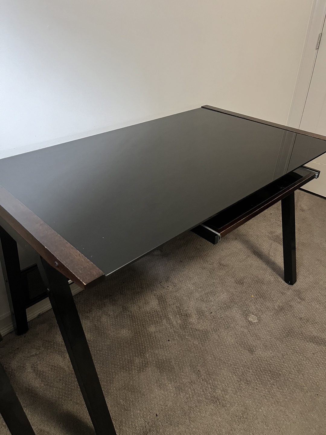 Office desk - photo 3