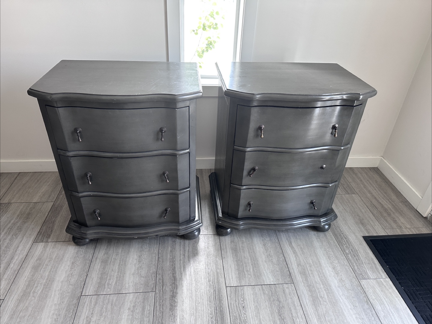Pair of Handmade Indonesian Nightstands - photo 3