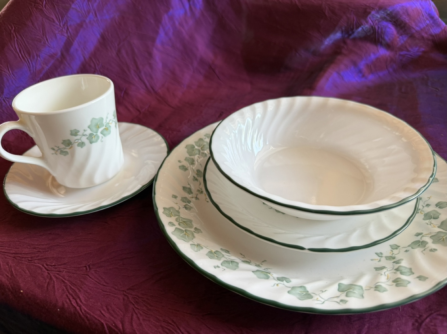 Callaway Ivy Corelle by Corningwear 5 piece dish set - photo 2