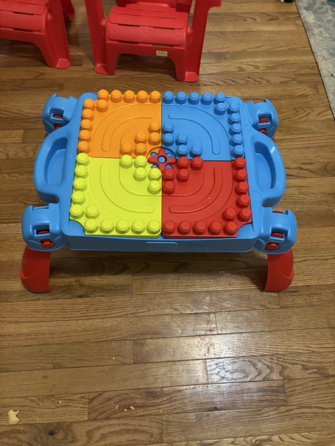 Kids Activity Table - Blocks