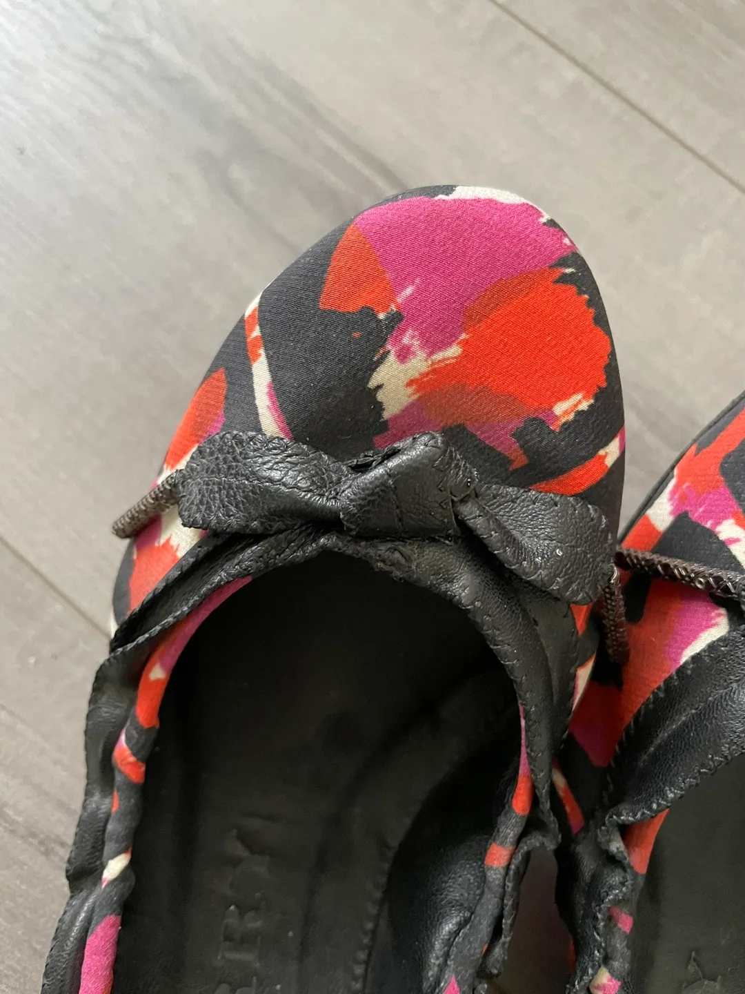 Authentic Burberry Ballet Flats Size 37 image indicator(2)