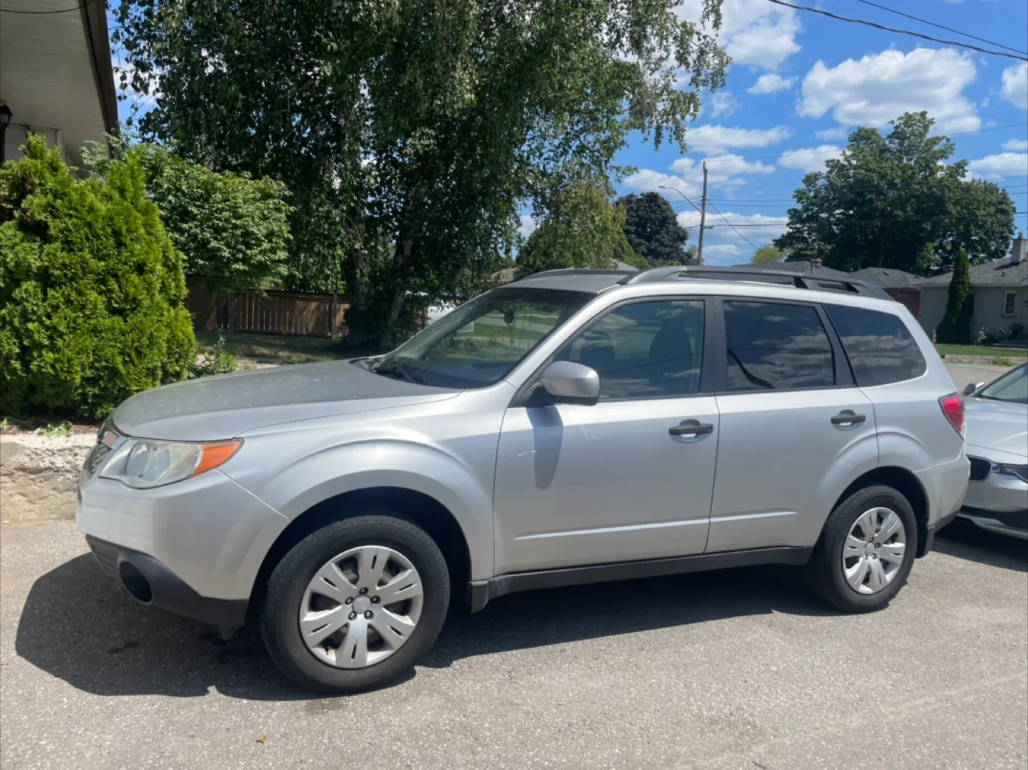 2011 Subaru Forester image indicator(3)