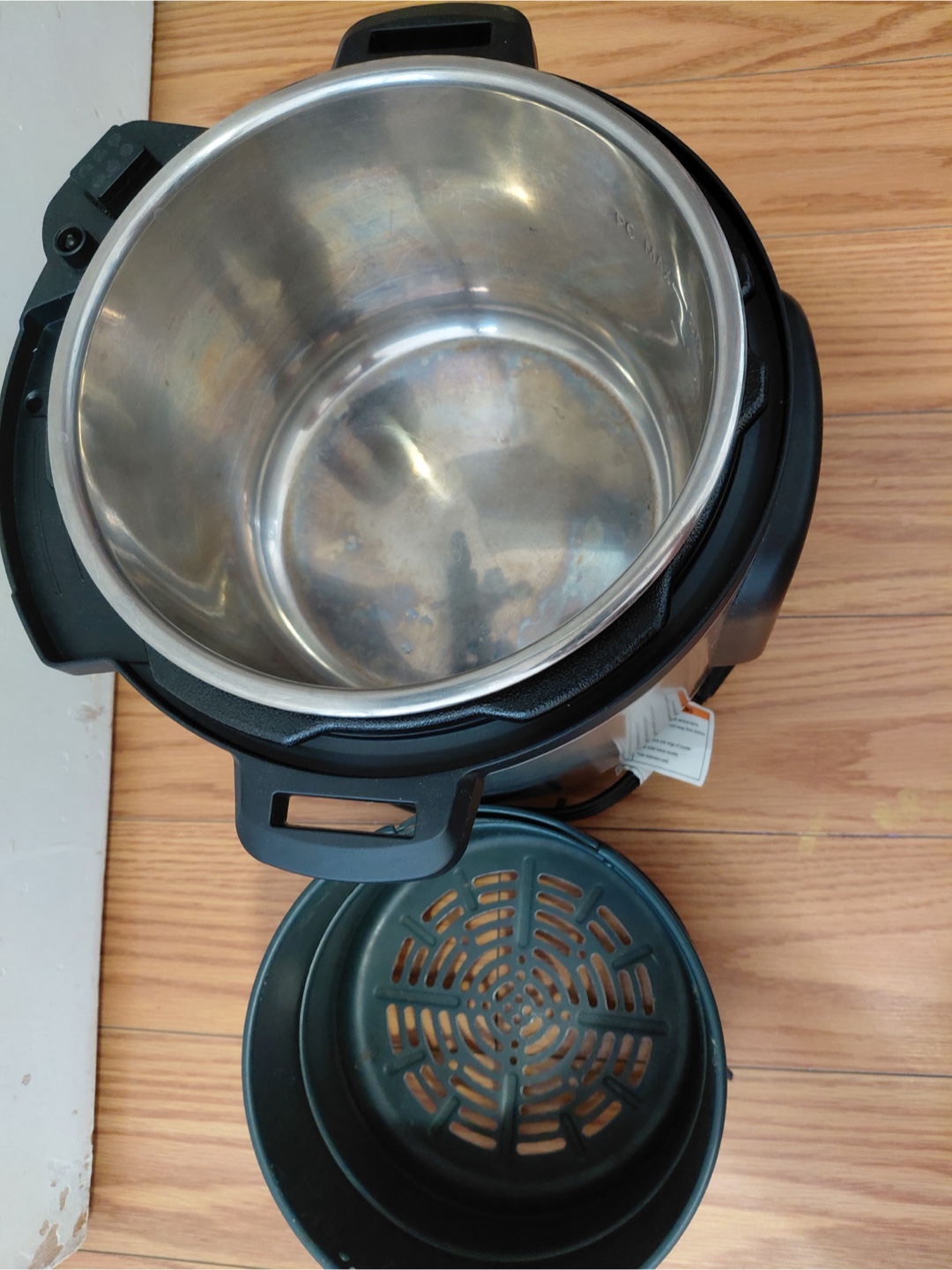 Instant Pot Duo Crisp + Air Fryer 6 quart - photo 4
