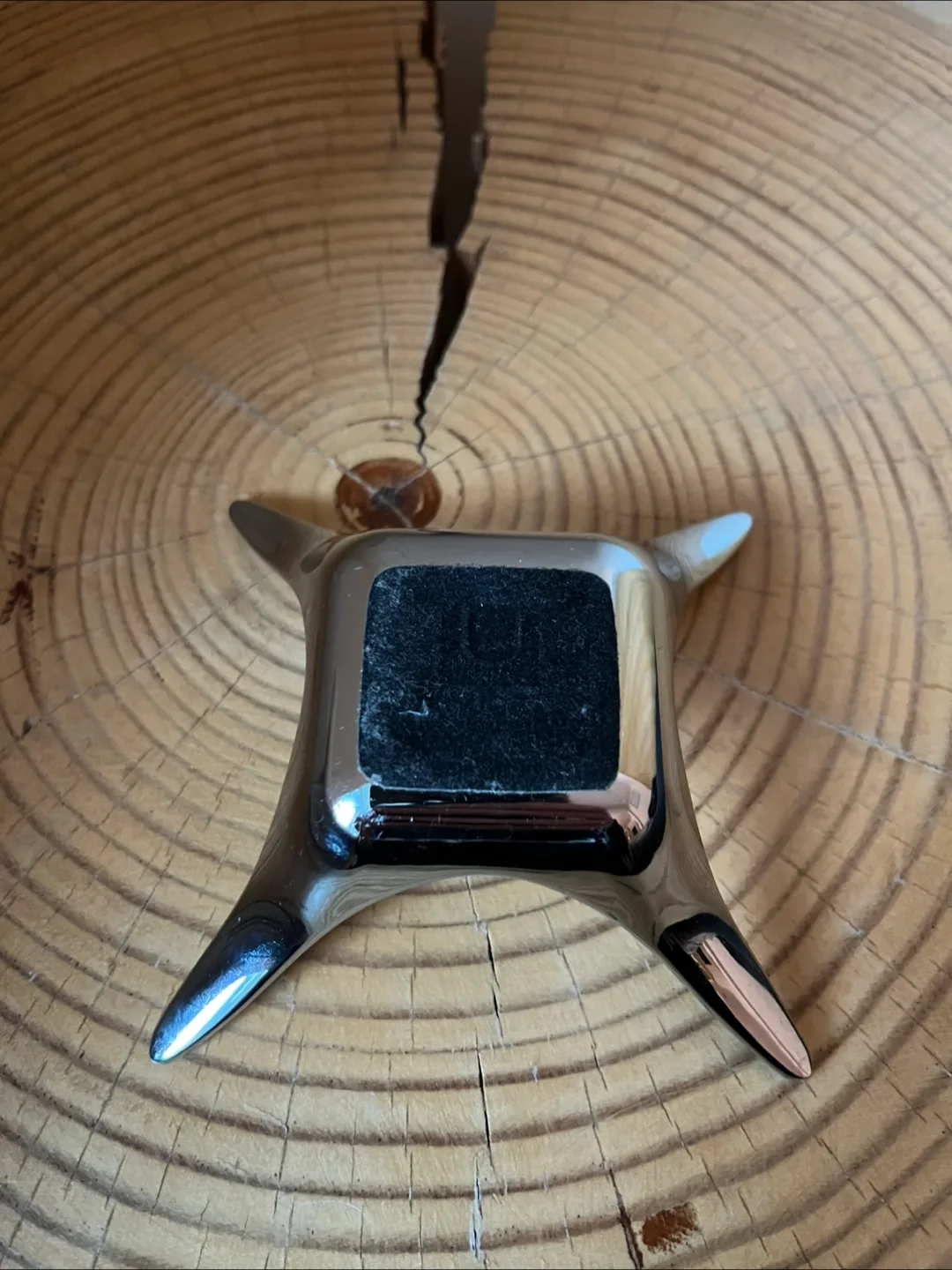 GWP* Umbra Minimalist Ring Holder image indicator(2)