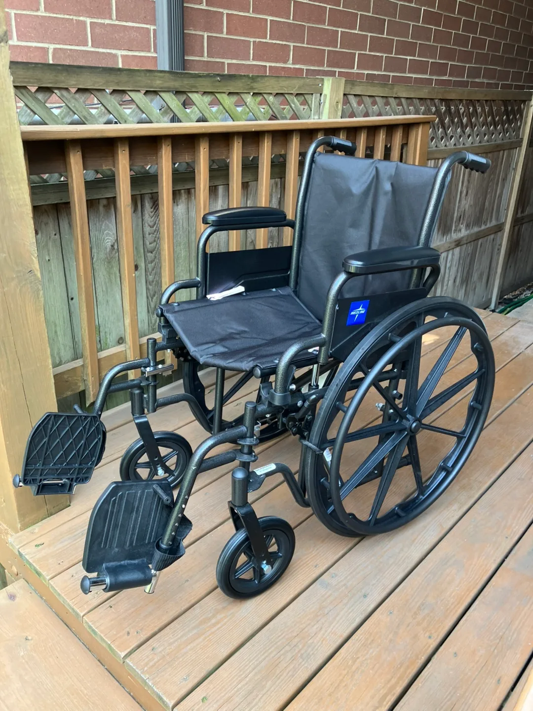 Foldable Medline Wheelchair With Auvon Memory Cushion - Like New image indicator(4)